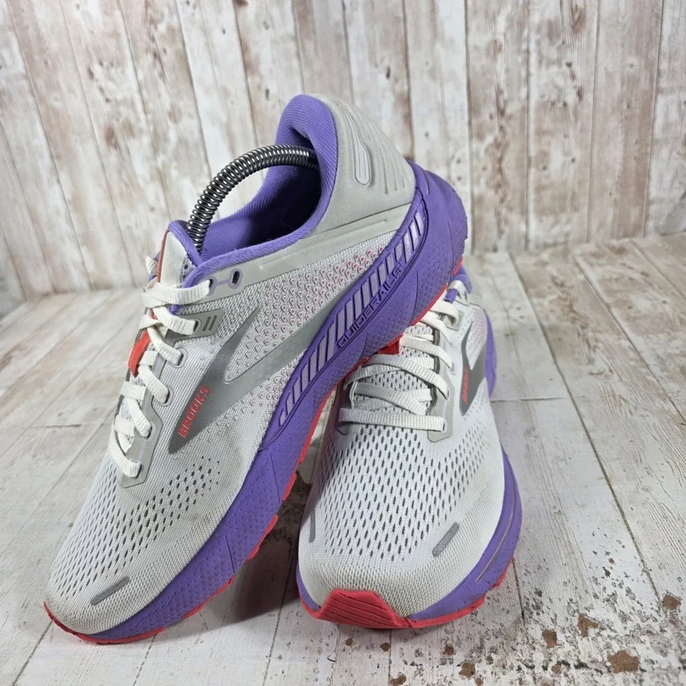 Brooks Adrenaline GTS 22 Womens 10.5 Running Shoes Gray Purple 1203531B105